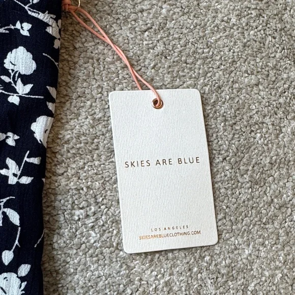 Skies Are Blue Strappy Floral Print Women's Cami Tank Top Navy White Size Medium - Picture 7 of 12